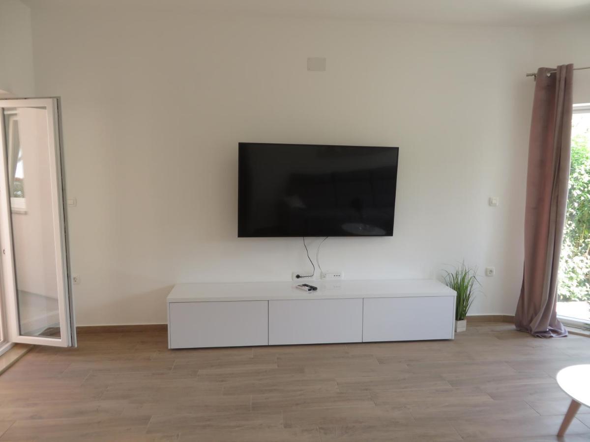 M&L Holliday Home Biograd Na Moru Exteriér fotografie