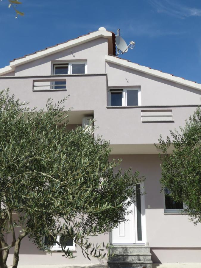 M&L Holliday Home Biograd Na Moru Exteriér fotografie