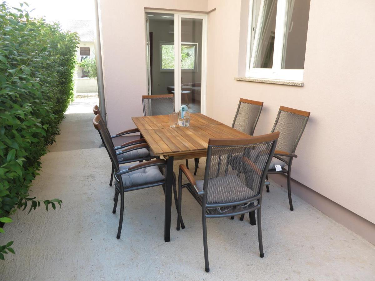 M&L Holliday Home Biograd Na Moru Exteriér fotografie