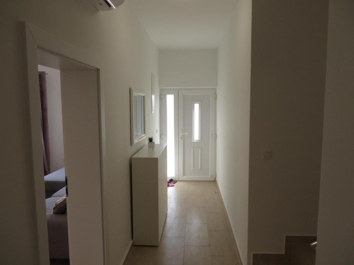 M&L Holliday Home Biograd Na Moru Exteriér fotografie