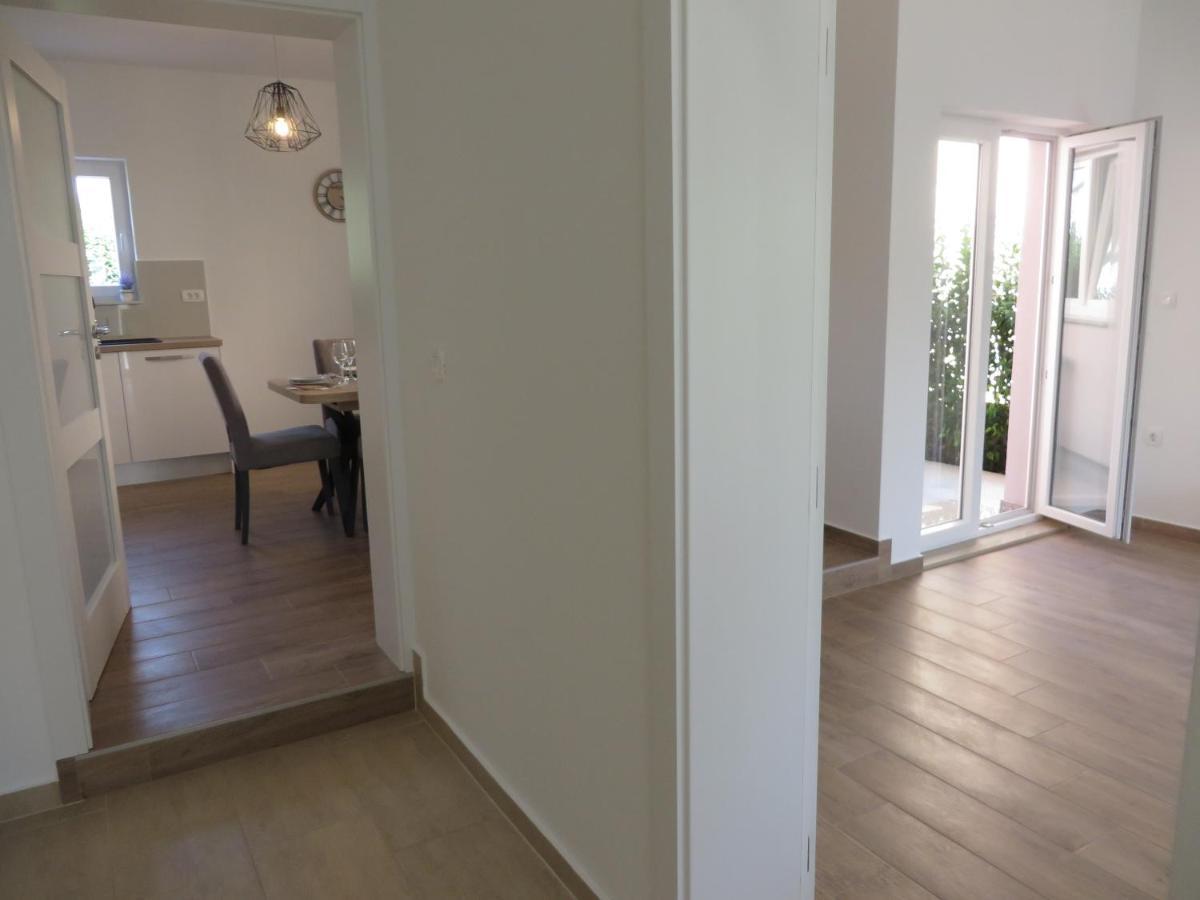 M&L Holliday Home Biograd Na Moru Exteriér fotografie