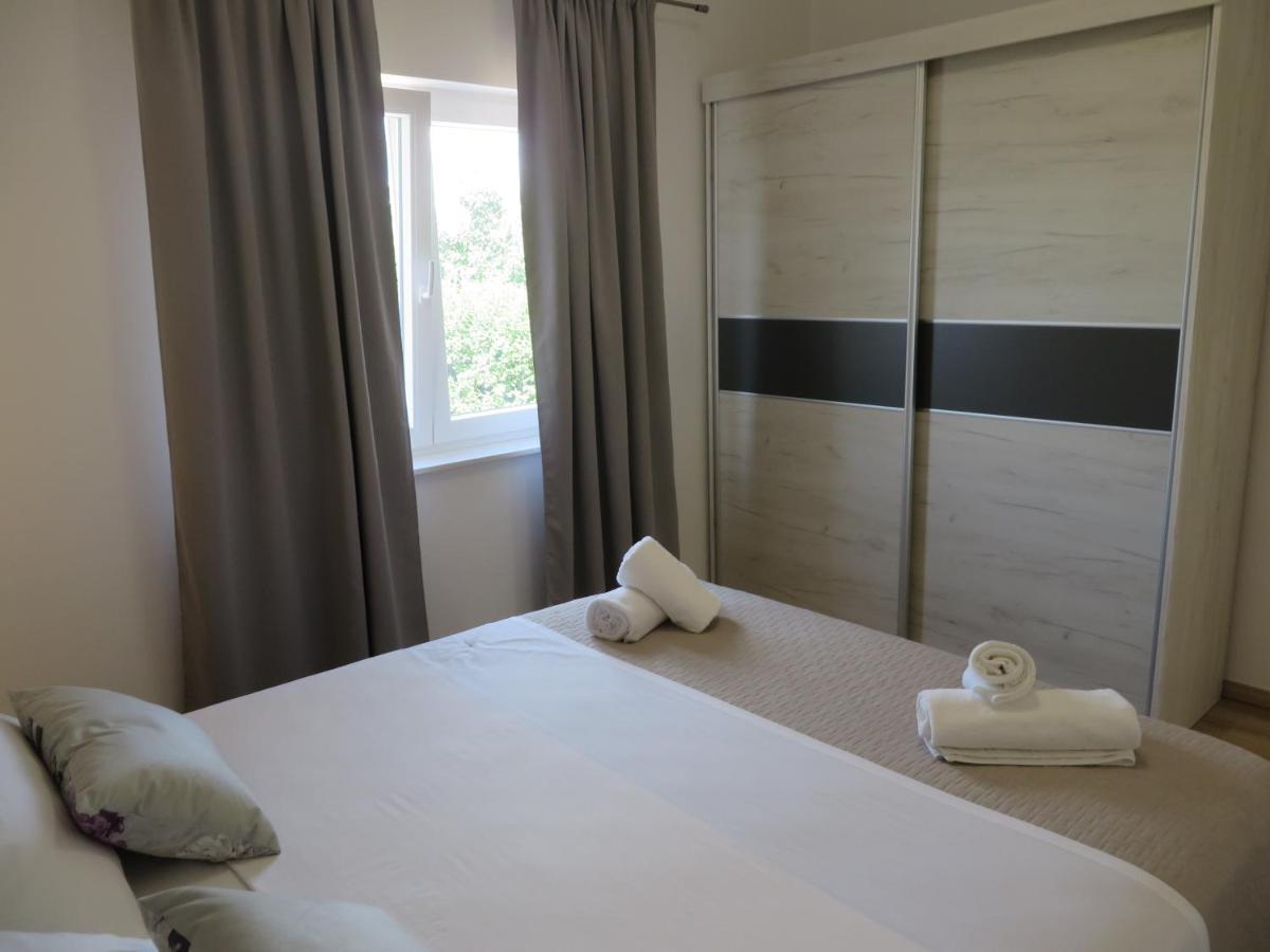 M&L Holliday Home Biograd Na Moru Exteriér fotografie
